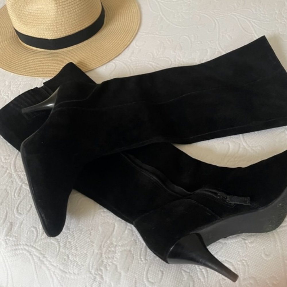 Gorgeous Genuine Talbots Black Suede Leather Knee-High Boots 8.5 B